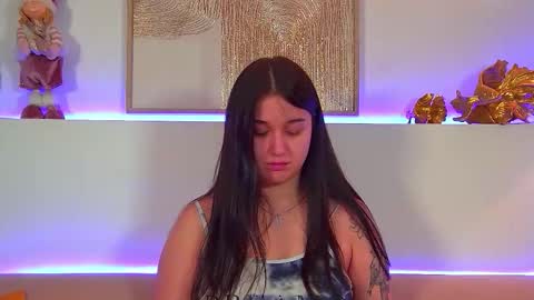 Christina online show from December 22, 2025, 6:38 pm