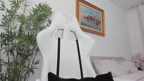 Hi im Christine online show from February 3, 2026, 6:40 am