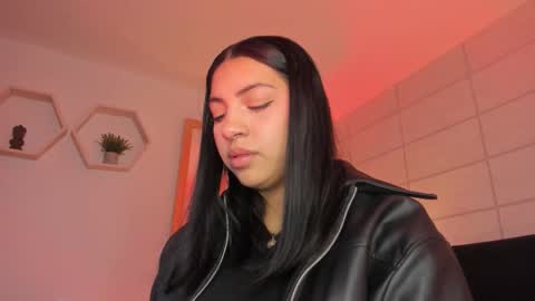 Christine  online show from December 2, 2025, 12:10 pm