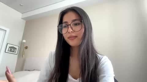 Snapshot of christinebrillhart chatting on February 27, 2026, 6:24 am Bella online show from February 27, 2026, 6:24 am