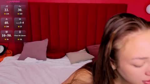 Snapshot of christy_beauty chatting on July 1, 2026, 1:07 am Christy online show from July 1, 2026, 1:07 am