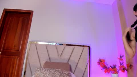 Christy online show from November 6, 2025, 6:42 pm