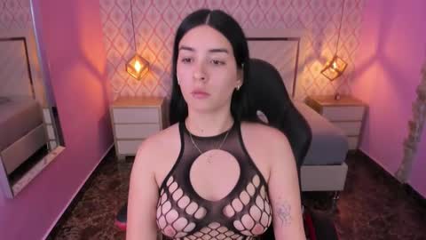 CHRISTY  online show from November 7, 2025, 7:36 pm