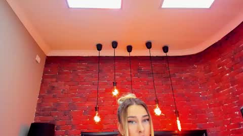 christyna_ross online show from March 21, 2026, 8:34 pm
