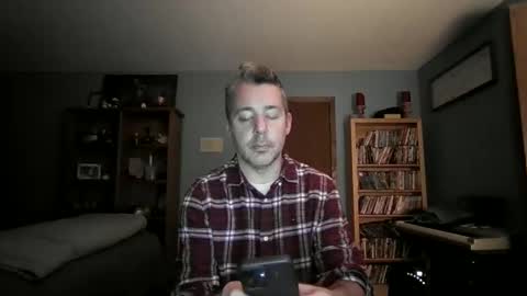 chrisw8121 online show from February 17, 2026, 4:53 am