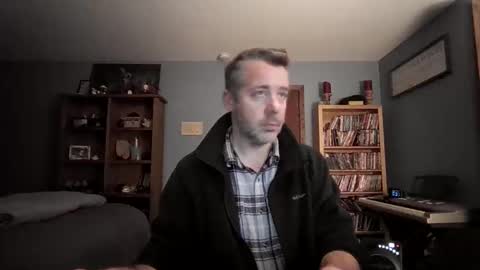 chrisw8121 online show from February 22, 2026, 2:34 am