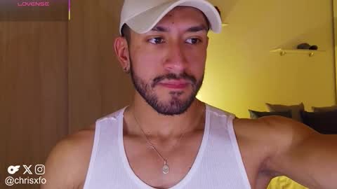 Snapshot of chrisxfo chatting on February 6, 2026, 11:41 pm Chris online show from February 6, 2026, 11:41 pm