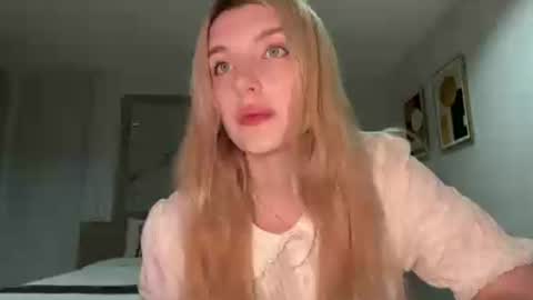 Eva online show from August 7, 2026, 12:18 pm