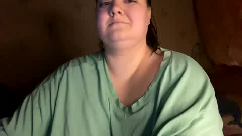 Kat online show from February 18, 2025, 3:32 pm