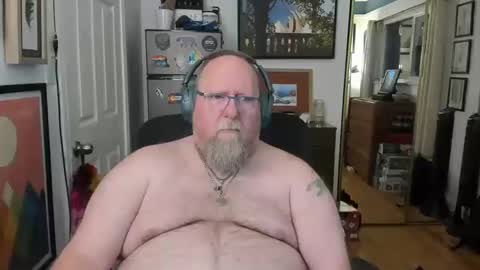 Chubby online show from October 11, 2025, 1:49 am