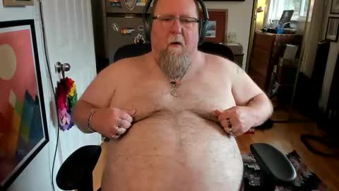 Chubby online show from October 25, 2025, 10:04 pm