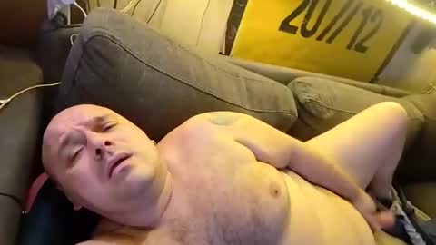 chubbyman40 online show from February 15, 2026, 4:58 pm