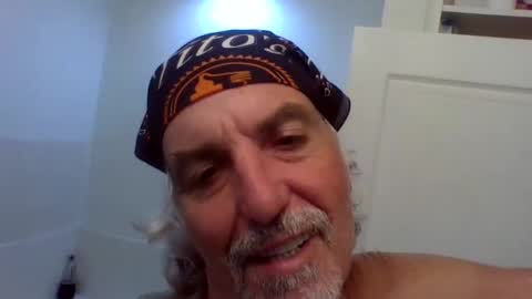chuck354139 online show from September 29, 2025, 6:46 pm