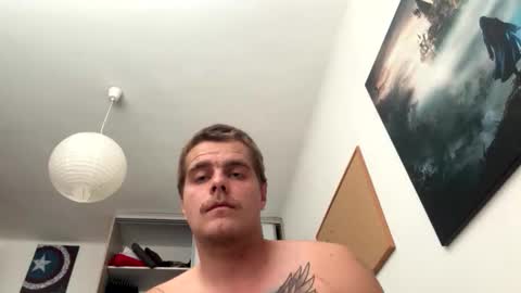 Snapshot of chuckyfor chatting on October 27, 2025, 9:24 am chuckyfor online show from October 27, 2025, 9:24 am