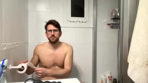 Snapshot of chusterplace1 chatting on December 3, 2024, 7:44 pm Chuster online show from December 3, 2024, 7:44 pm