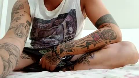 ciaoneciaone25 online show from June 17, 2026, 9:01 am