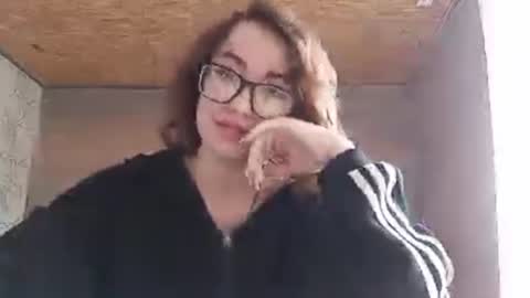 Snapshot of cicelyphaup chatting on June 18, 2026, 8:03 am Olivia online show from June 18, 2026, 8:03 am
