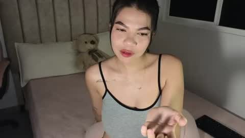 Snapshot of cielo_18d chatting on June 15, 2026, 4:04 am Mia online show from June 15, 2026, 4:04 am