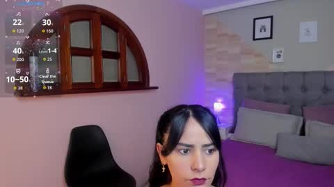 Snapshot of cielo_bm chatting on October 13, 2025, 12:49 pm Cielo online show from October 13, 2025, 12:49 pm