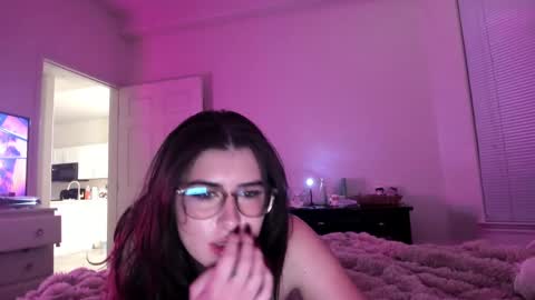 cieraxoxo online show from October 9, 2025, 3:26 am