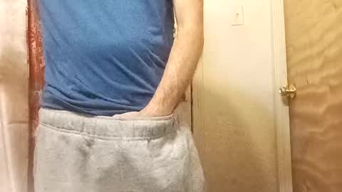 Snapshot of ciestep8216 chatting on February 17, 2025, 5:36 am ciestep8216 online show from February 17, 2025, 5:36 am