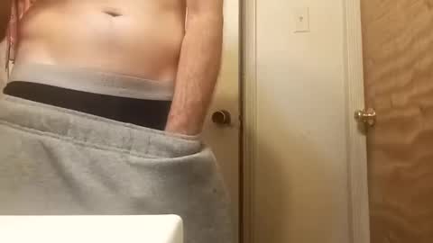 Snapshot of ciestep8216 chatting on March 2, 2025, 1:47 am ciestep8216 online show from March 2, 2025, 1:47 am