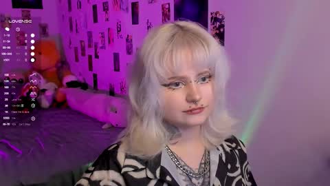 Helen and Teya online show from January 15, 2026, 11:37 am