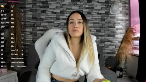 Snapshot of ciindy_lovee chatting on September 27, 2025, 6:57 pm Ciindy Lovers online show from September 27, 2025, 6:57 pm