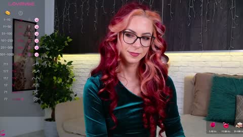 Snapshot of cindefucknrella chatting on January 4, 2025, 8:39 am Riya online show from January 4, 2025, 8:39 am