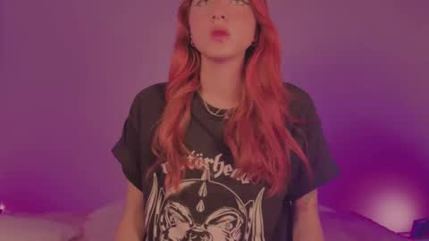 Sofi Eva and Mey online show from November 21, 2025, 4:05 pm