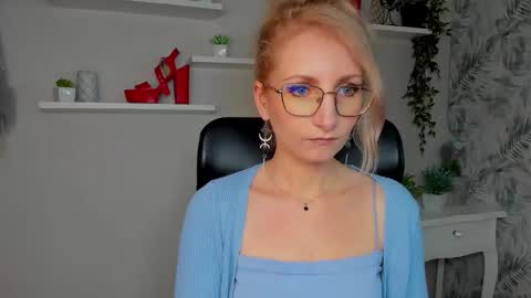 Cinderella online show from March 17, 2026, 6:28 am