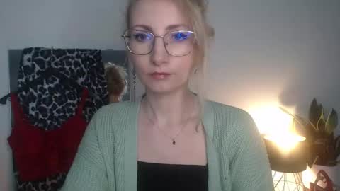 Cinderella online show from April 3, 2026, 5:27 am