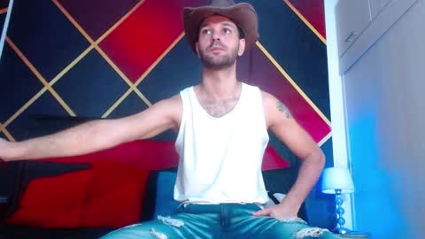 Snapshot of cindyandcarlo chatting on February 3, 2025, 4:10 pm CindyandCarlo online show from February 3, 2025, 4:10 pm