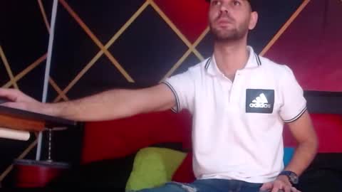 Snapshot of cindyandcarlo chatting on March 2, 2025, 2:43 pm CindyandCarlo online show from March 2, 2025, 2:43 pm