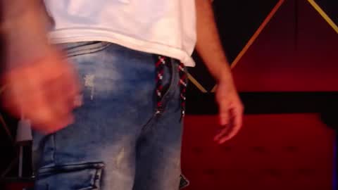 Snapshot of cindyandcarlo chatting on March 8, 2025, 10:24 pm CindyandCarlo online show from March 8, 2025, 10:24 pm