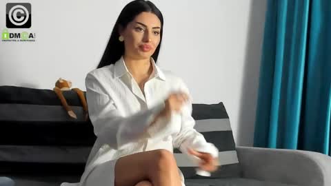 Cindy online show from April 8, 2026, 8:42 pm