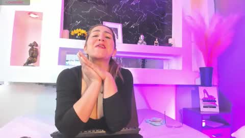 Cinthya  online show from February 21, 2026, 2:29 pm