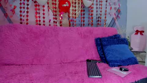  CINTIA  online show from February 14, 2025, 2:54 pm