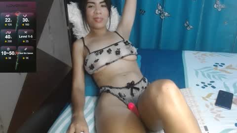 Snapshot of cintialorens1 chatting on September 27, 2025, 11:43 pm joha natural hairy pussydont forget thumbs up online show from September 27, 2025, 11:43 pm