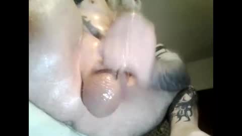 Snapshot of circ96 chatting on March 10, 2026, 8:36 pm oilywanker online show from March 10, 2026, 8:36 pm