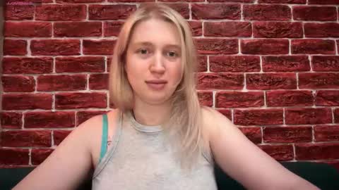 citrusblissss online show from November 13, 2025, 3:11 pm