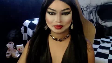 QUEEN CESS online show from January 15, 2026, 3:49 pm