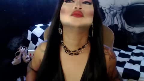 Snapshot of cj_parker69 chatting on January 19, 2026, 5:11 am QUEEN CESS online show from January 19, 2026, 5:11 am