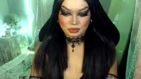 QUEEN CESS online show from June 4, 2026, 7:09 pm
