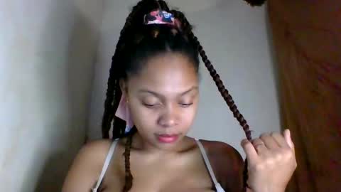 Snapshot of ckamilla45 chatting on December 17, 2025, 4:18 am ckamilla45 online show from December 17, 2025, 4:18 am