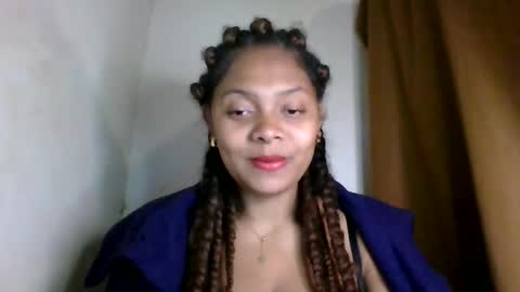 Snapshot of ckamilla45 chatting on May 9, 2026, 4:17 am ckamilla45 online show from May 9, 2026, 4:17 am