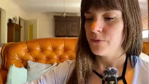 Claire Moulin online show from June 14, 2026, 12:29 pm