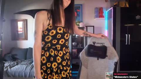 Clairedelilah online show from February 22, 2025, 8:09 pm