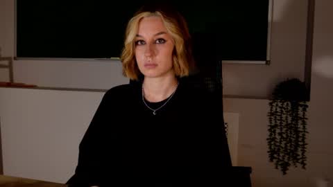 Claire online show from June 21, 2026, 2:52 pm