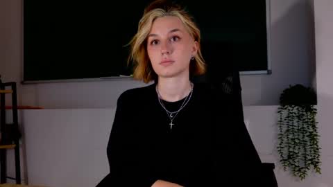 Claire online show from June 22, 2026, 3:09 pm